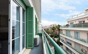 Louis Gallet Centre Juan Les Pins 50M Des Plages